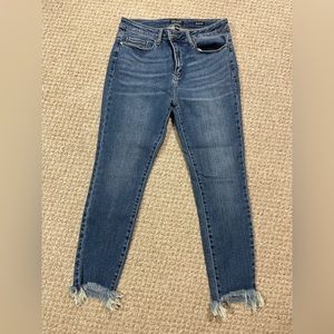 Pre owned Judy Blue Shark bite hem skinny